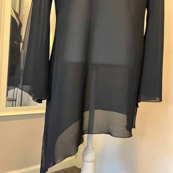 La Palapa Black Sheer Asymmetrical Tunic Swim Cover up, Size Medium - Picture 11 of 16